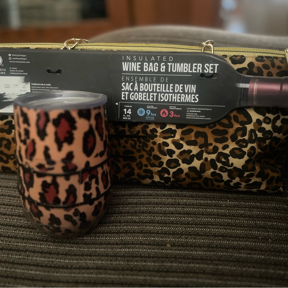 Wine bag & Tumbler set! Brand new- insulated